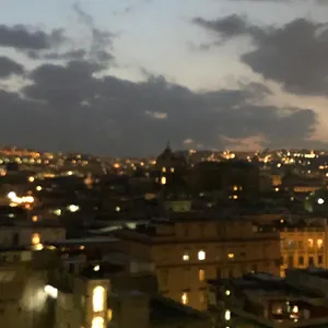 https://ottieri-apartment-napoli-roomkitchen-with-panoramic-view.hotels-amalfi.com